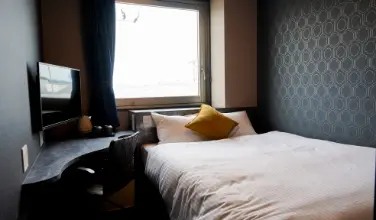 DOUBLE ROOM