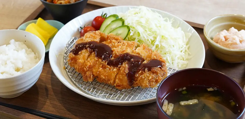 日替わり定食（とんかつ定食）